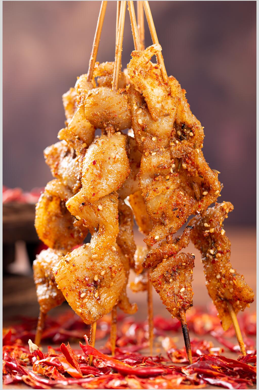 辣椒竹签子近景高清美食烤肉图片素材