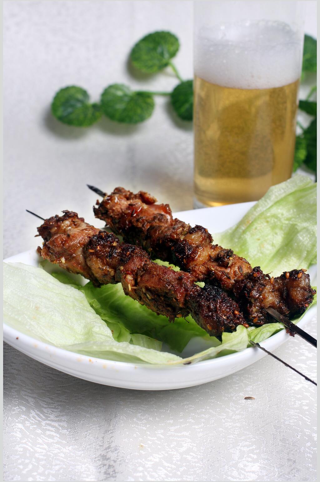 碳烤羊肉烧烤串串图片素材