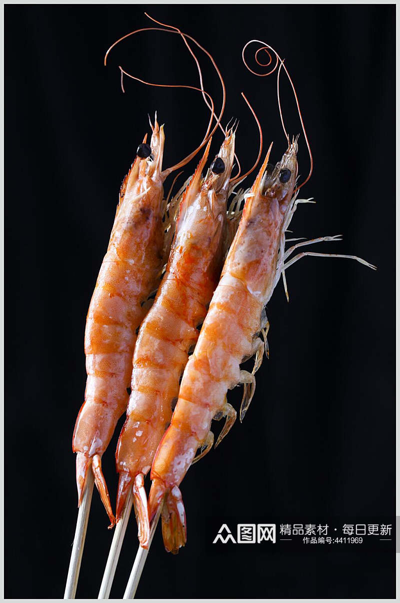 龙虾胡须海鲜竹签黑色烤串图片素材