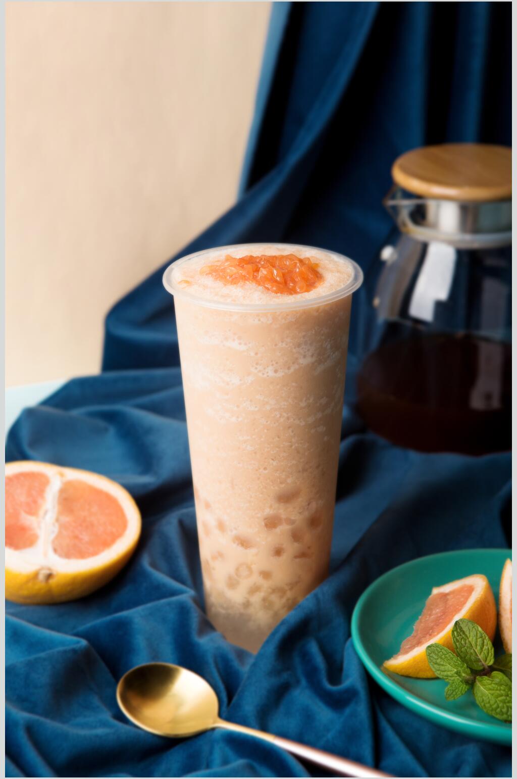 杯子被子勺子美味饮品创意摆拍图片素材