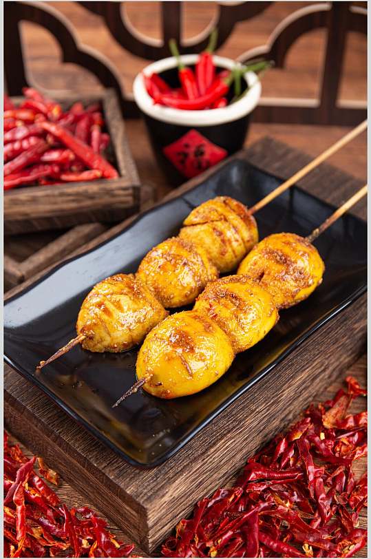 烤鹌鹑蛋美食烤肉图片