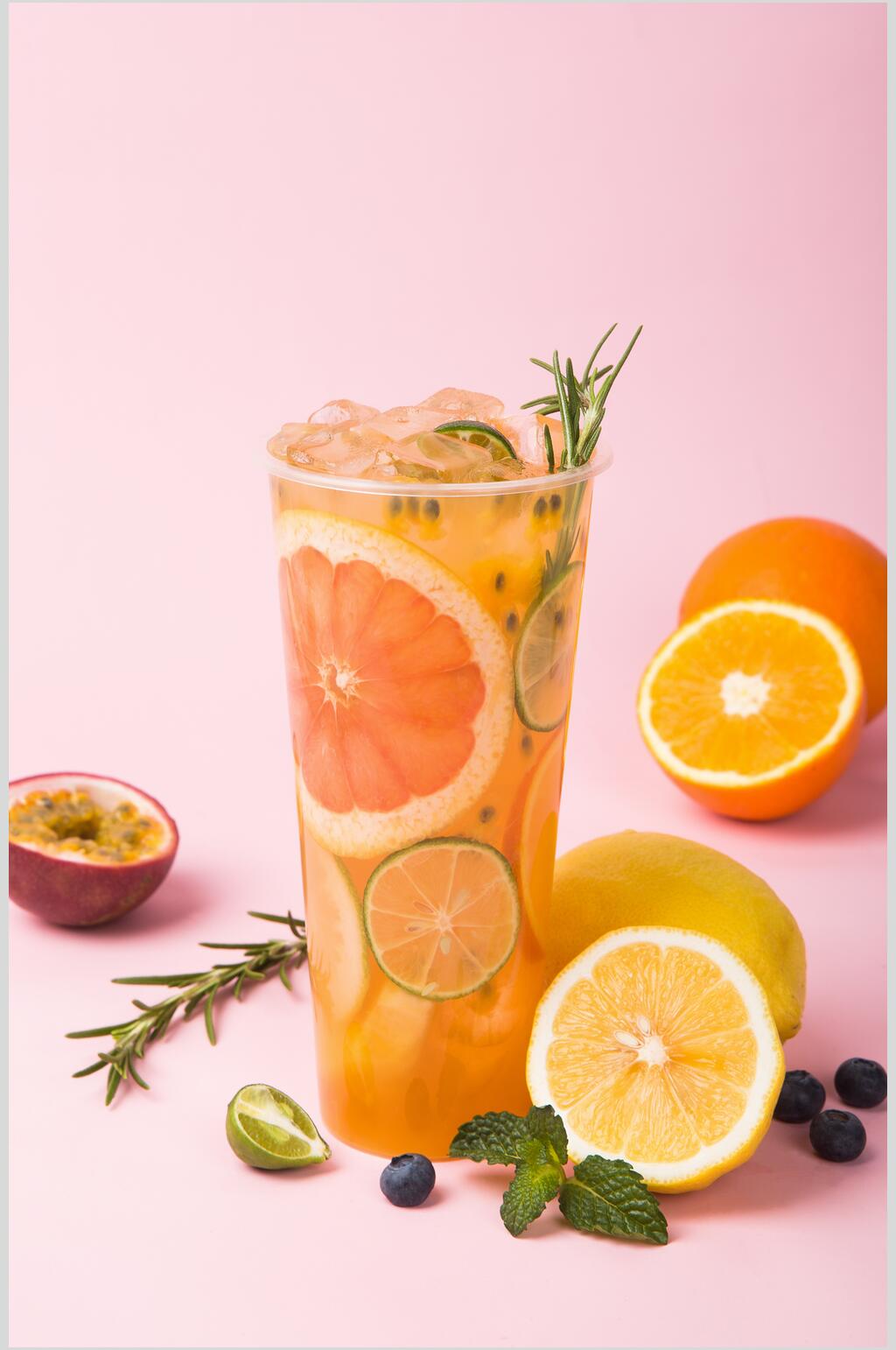 植物杯子粉黄美味饮品创意摆拍图片素材