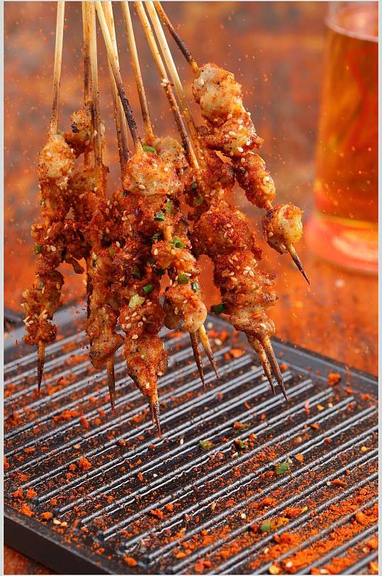 创意质感烧烤烤串海报立即下载炸串紫色渐变高端大气地摊经济海报立即