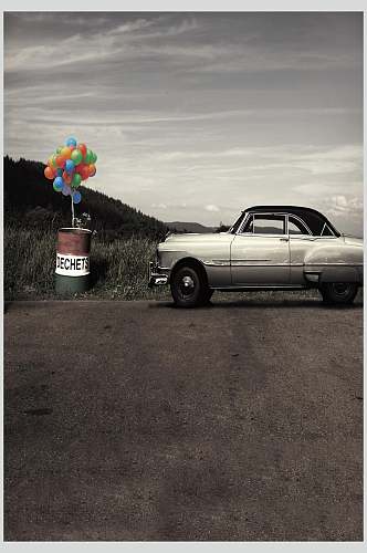 创意气球小汽车场景背景图片