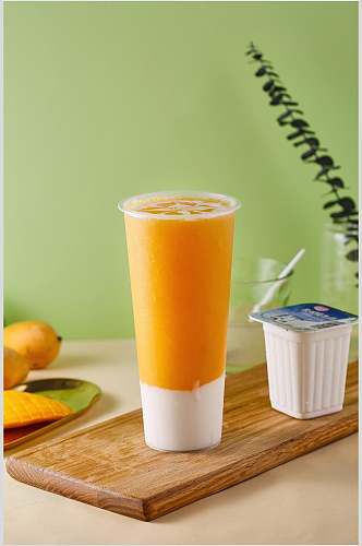 酸奶芒果竖版文艺背景饮品图片