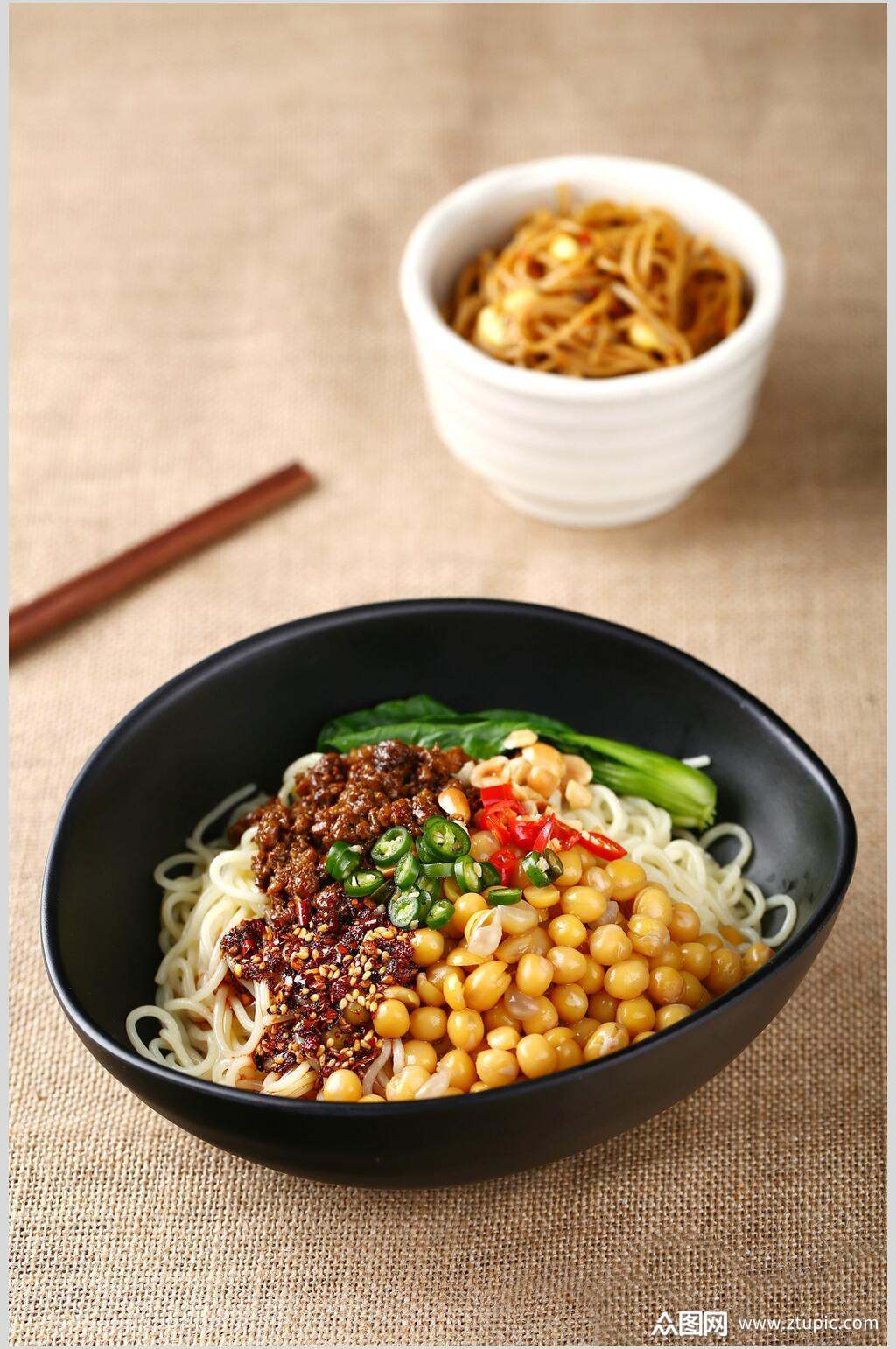 重庆招牌小面(重庆招牌小面哪家好吃)