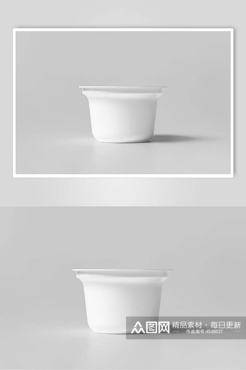白色塑料酸奶盒样机素材