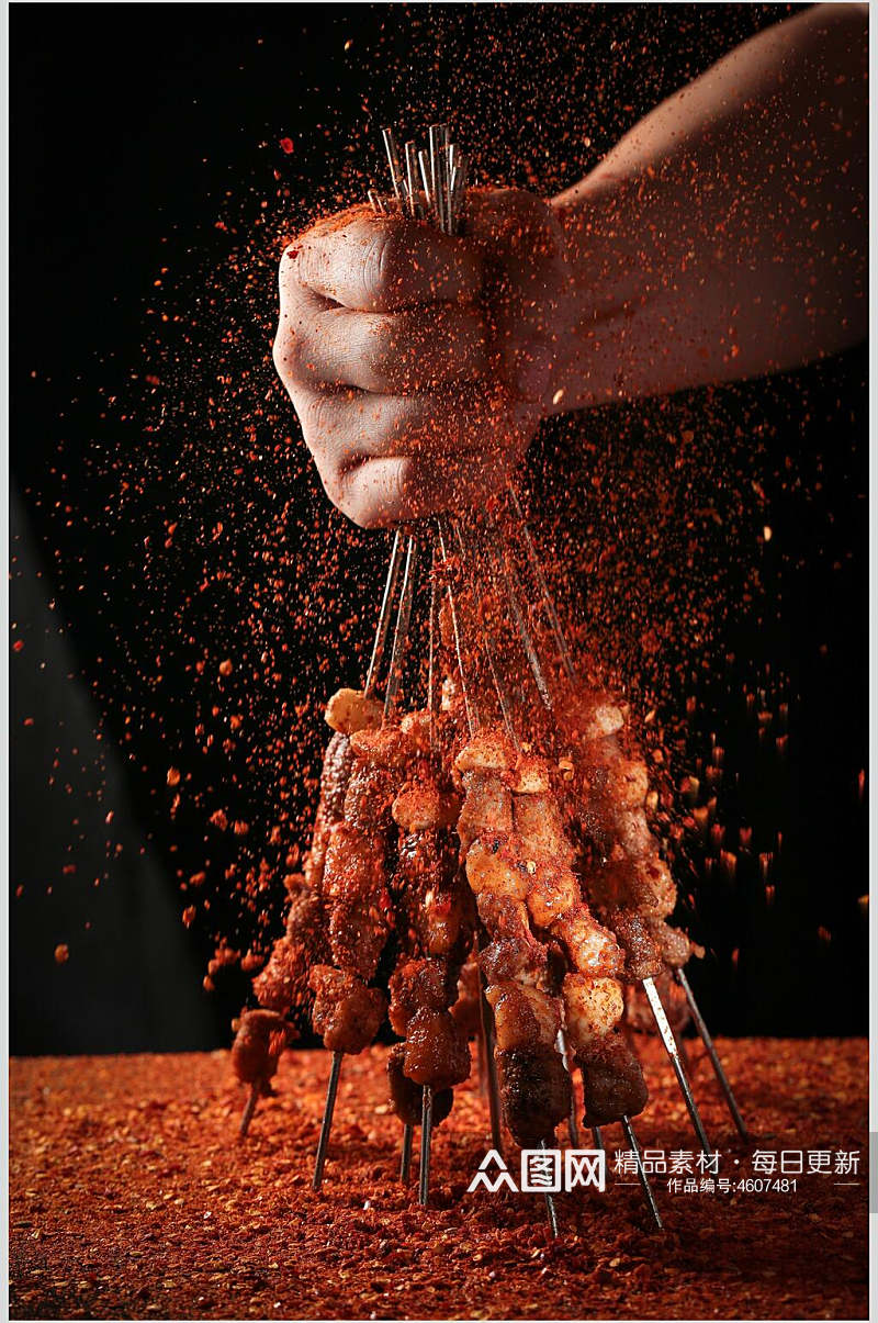 创意辣椒面一手肉串烤串图片素材
