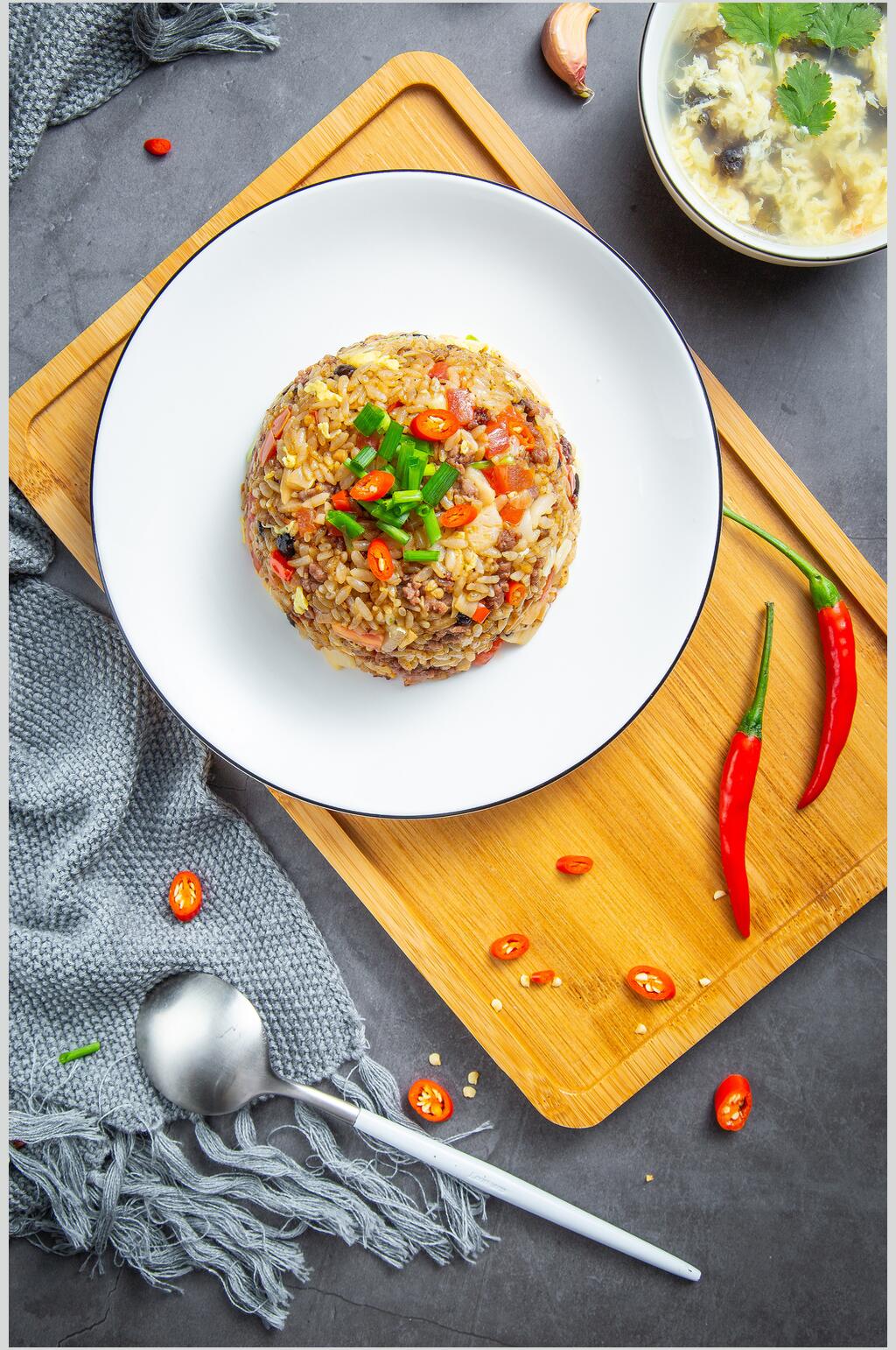 叠装炒饭图片素材