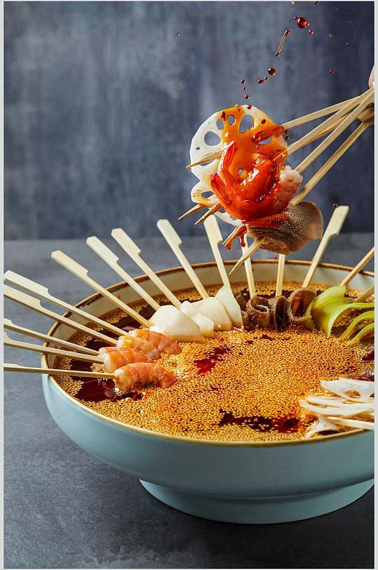 辣椒油关东煮串串图片