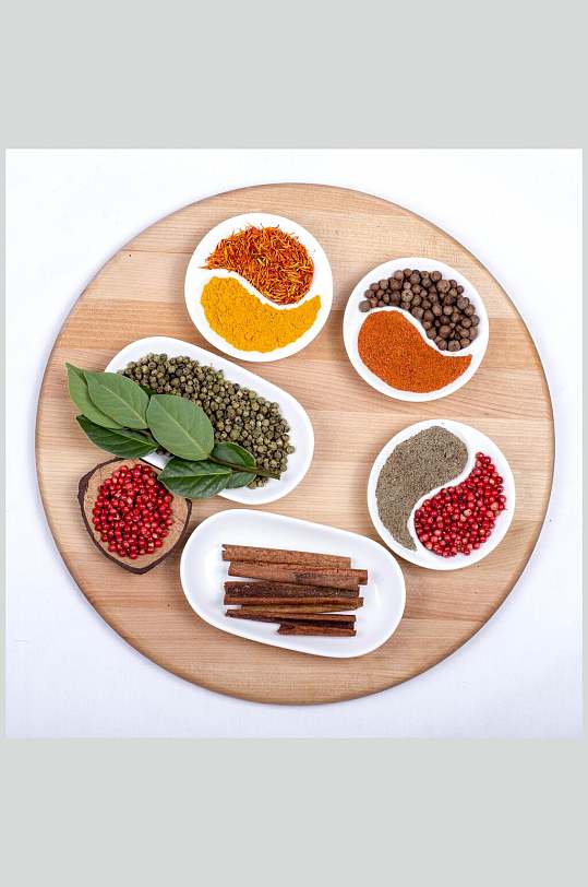 圆形餐桌盘装餐饮作料图片