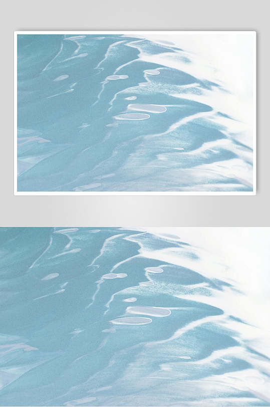 淡蓝色波浪水彩海洋图片