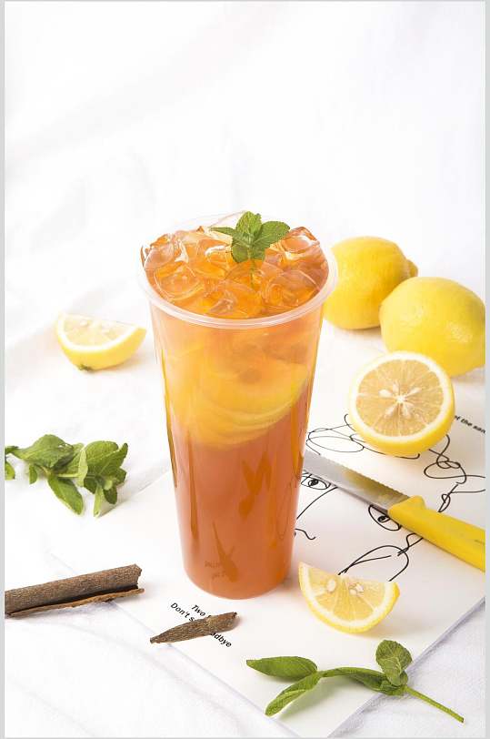 冰镇时尚柠檬水摆拍奶茶背景图