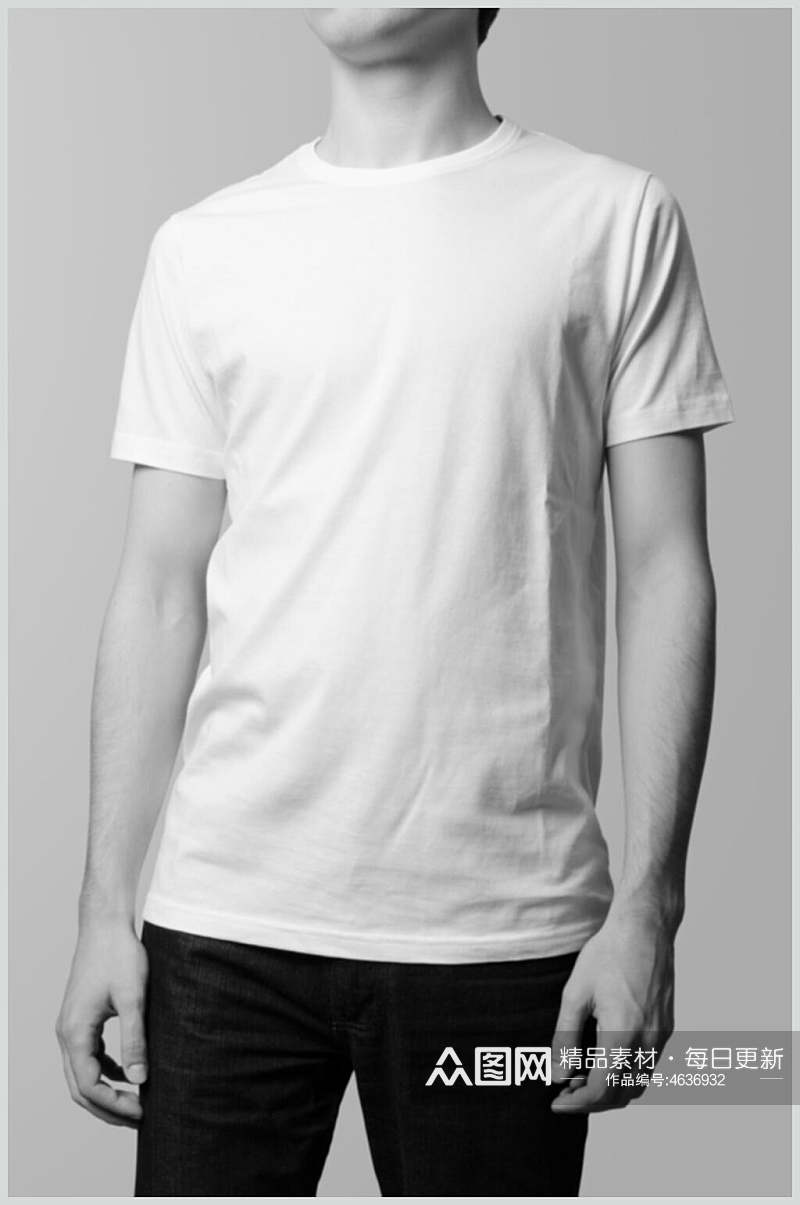 创意男性模特白色T恤样机素材