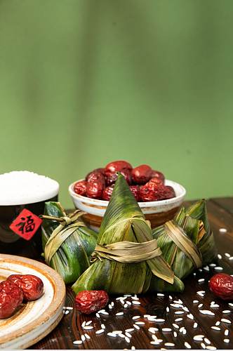 端午节中式场景粽子传统美食摄影图片