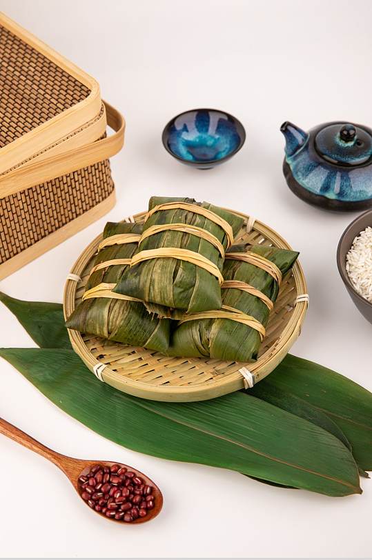 端午节中式布景粽子传统美食摄影图片