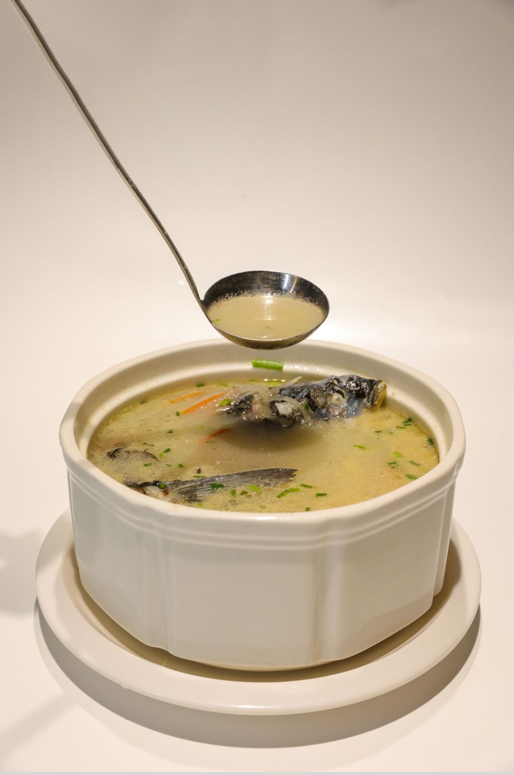 鲫鱼汤餐馆餐厅美食摄影图片素材