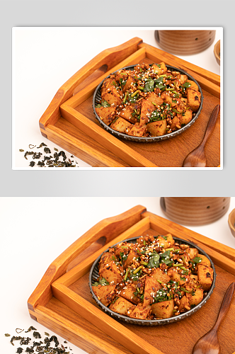 香脆铁板土豆美食摄影图片