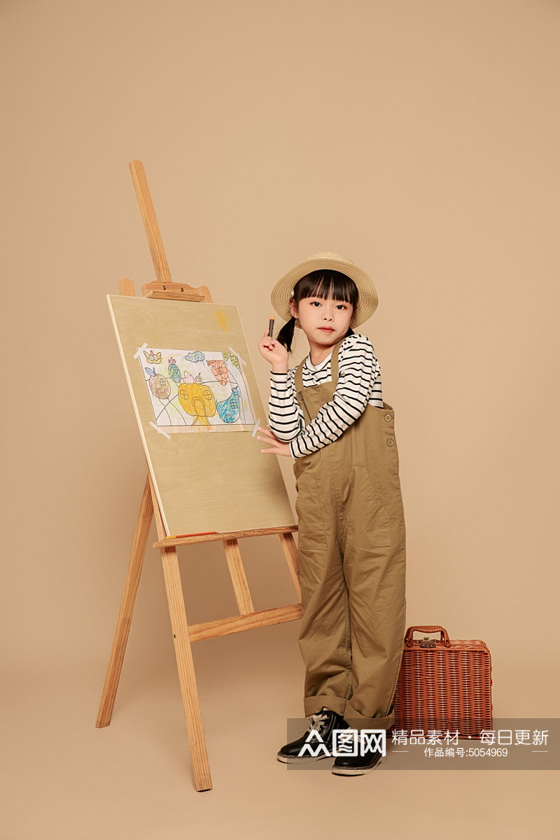秋季背带裤绘画儿童人物摄影图片素材