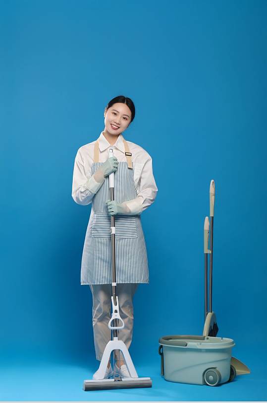 酒店清洁工家政保洁服务人物摄影图