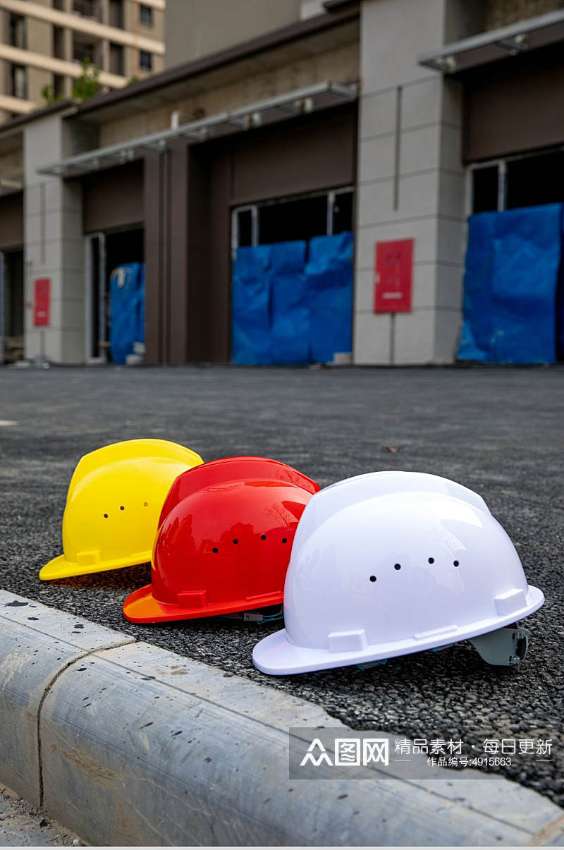 建筑工地安全帽工地物品摄影图片素材