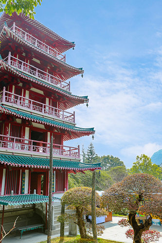 中国风古建筑花鸟市场摄影图片