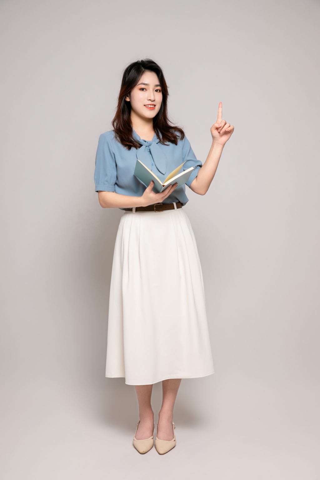 休閑裝學(xué)校教師老師女生人物攝影圖片素材