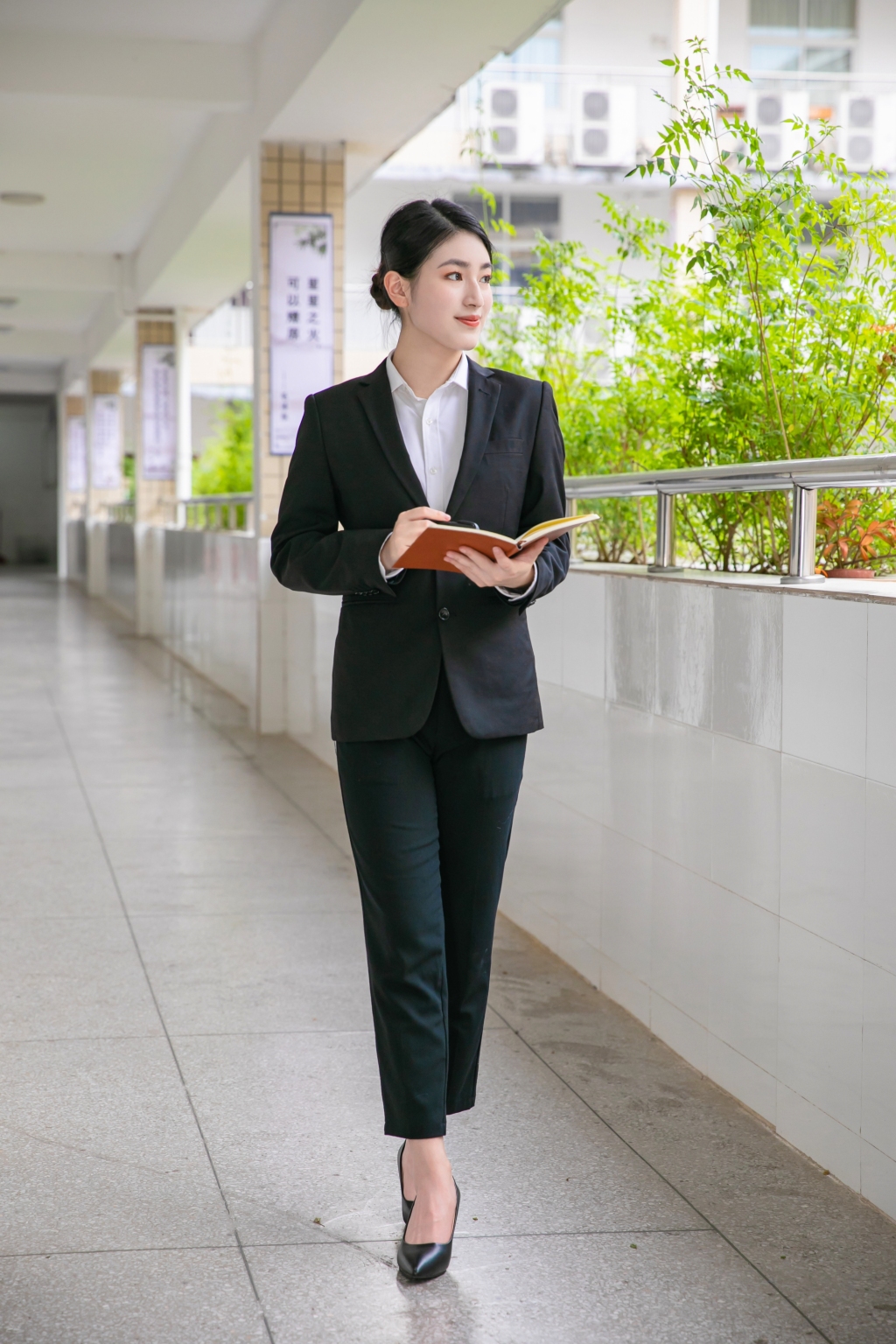 西裝學校教師商務女生人物攝影圖片素材