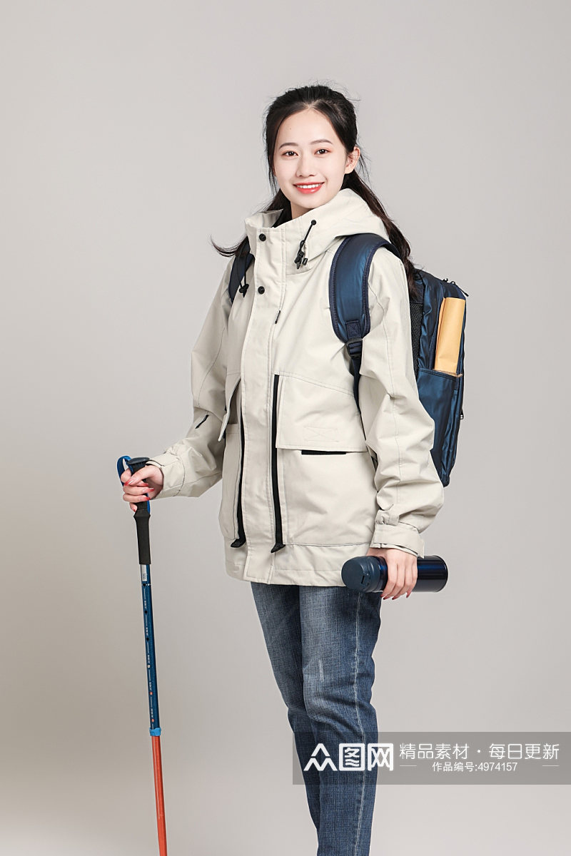假日登山服少女旅游人物摄影图片素材