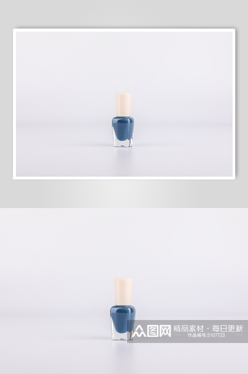 蓝色指甲油美甲物品摄影图素材