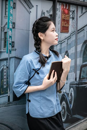 学生服女性民国人物摄影图片