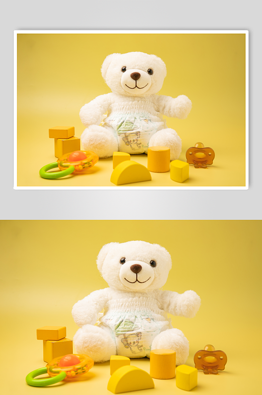 黄色可爱儿童玩偶玩具母婴用品摄影图片