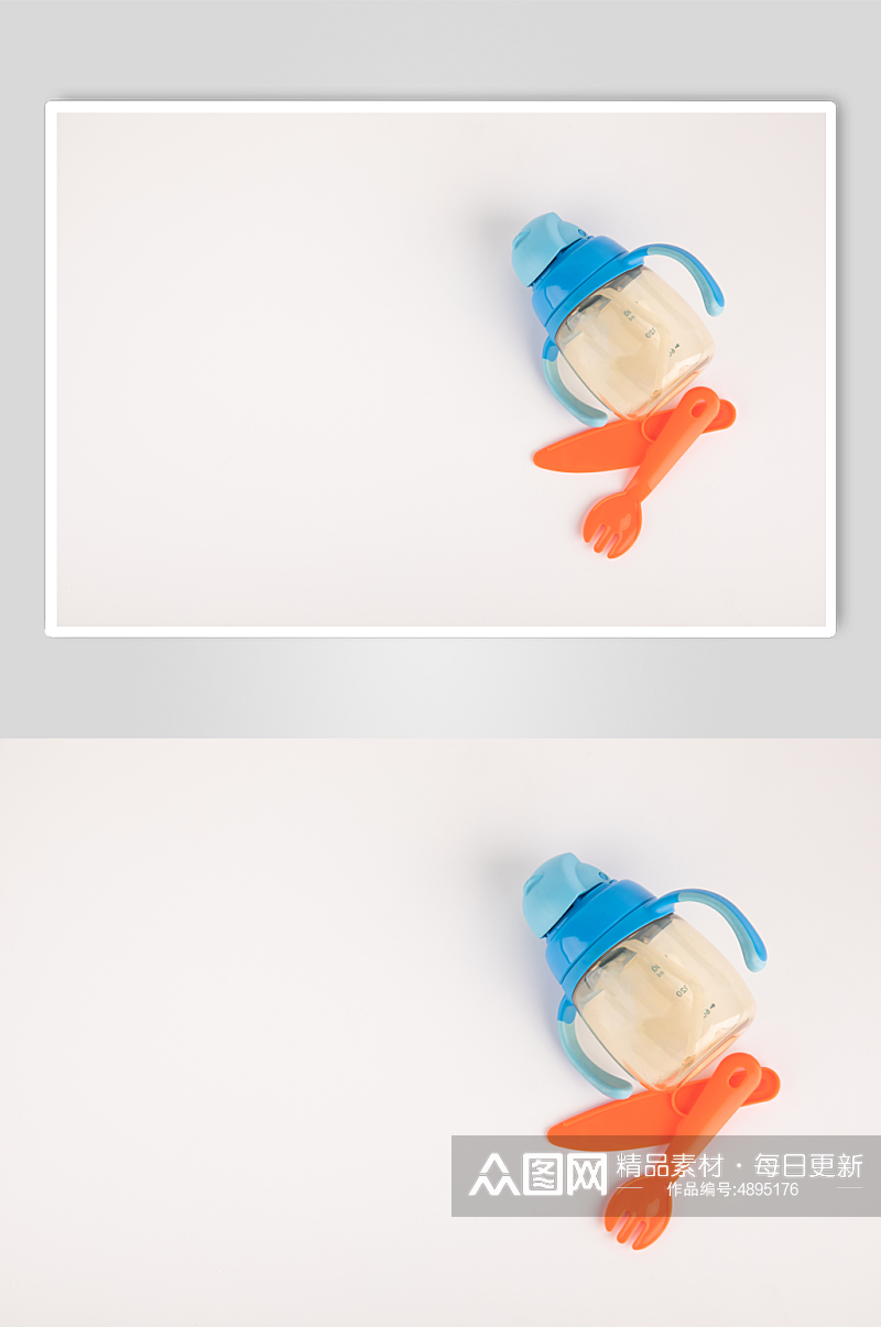 蓝色奶瓶母婴用品摄影图片素材
