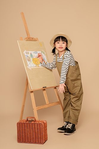 背带裤秋季秋装氛围儿童人物摄影图片