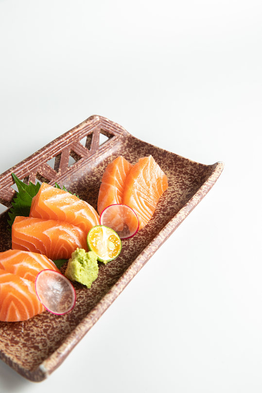 三文鱼刺身日料日本料理美食摄影图片