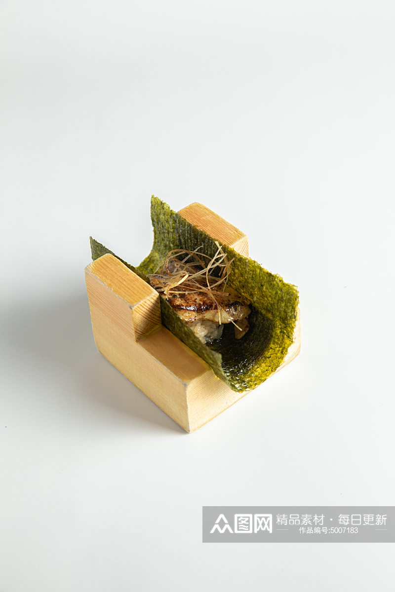 竹筒鹅肝焗卷日本料理美食摄影图片素材