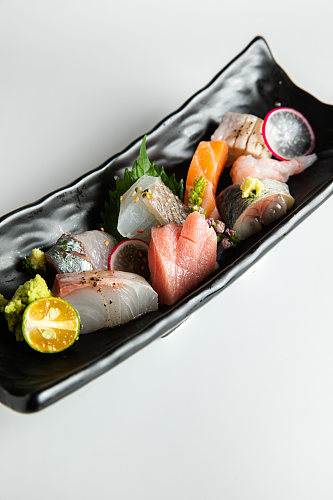 希鲮鱼刺身日料日本料理美食摄影图片
