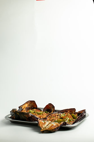 青椒烤茄子烧烤菜品美食摄影图片