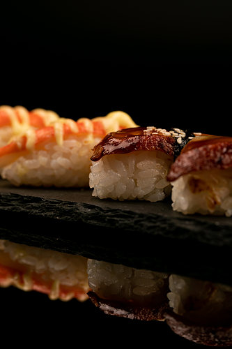 鳗鱼蟹棒手握寿司美食摄影图片