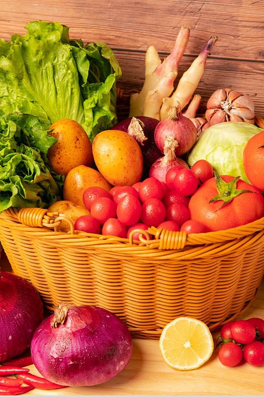 新鲜果蔬店蔬菜番茄圣女果包菜洋葱摄影图片-众图网