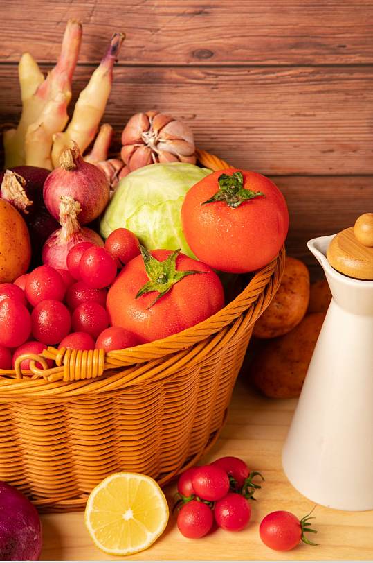 新鲜果蔬店蔬菜番茄圣女果包菜洋葱摄影图片-众图网