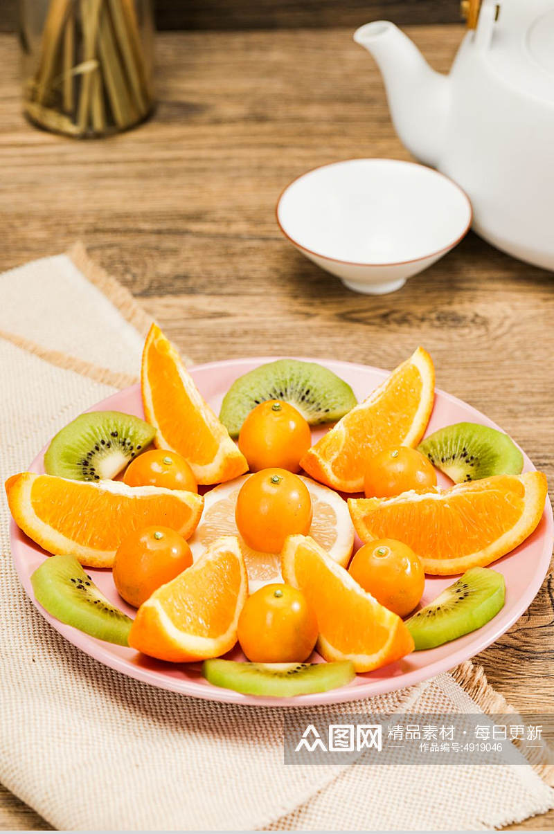 新鲜果盘橘子猕猴桃金桔水果鲜果摄影图片素材