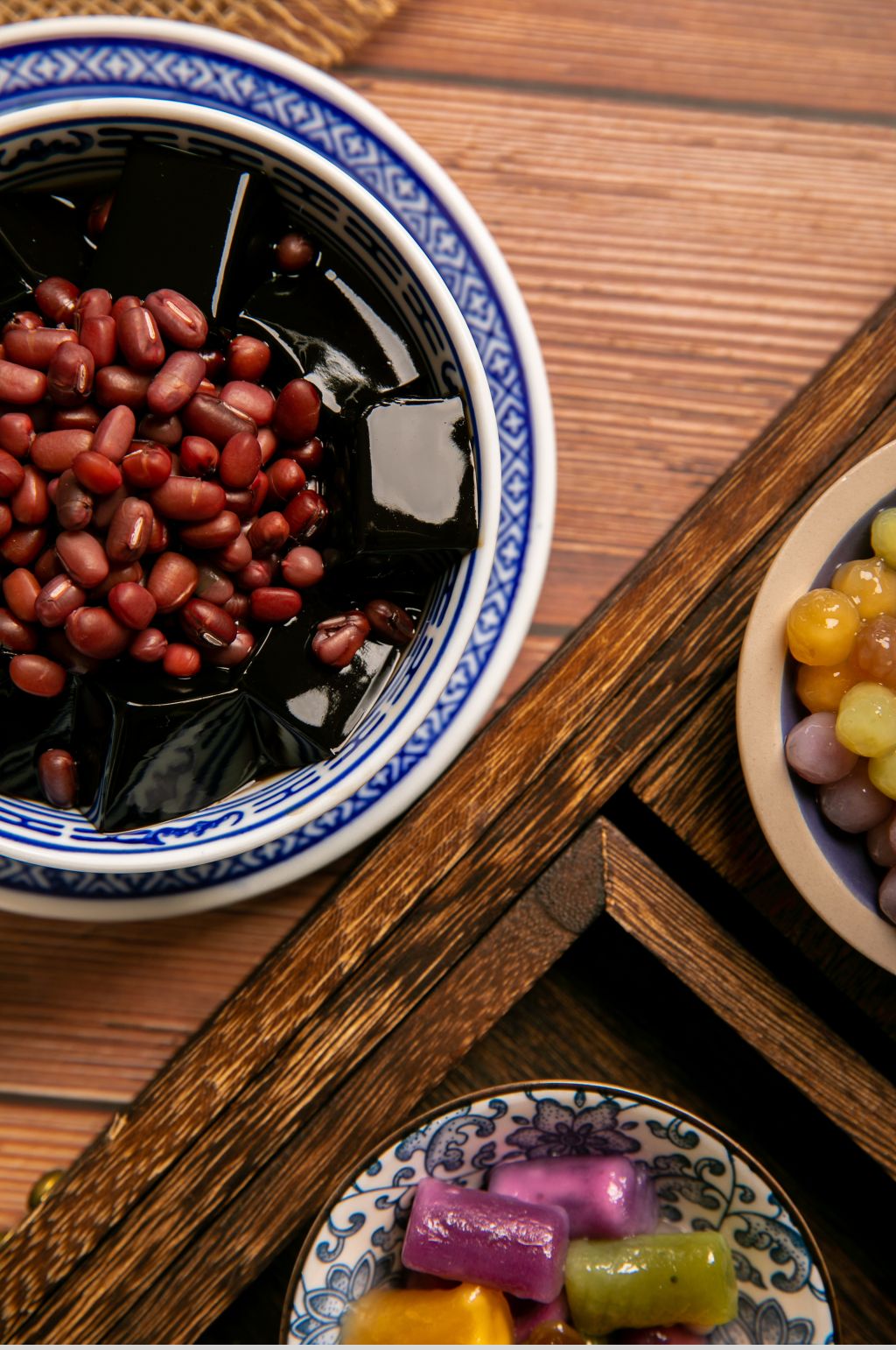 红豆龟苓膏糖水甜品美食摄影图片素材