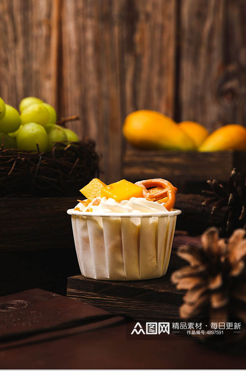 简约美味可口奶油芒果蛋糕甜品美食摄影图片素材