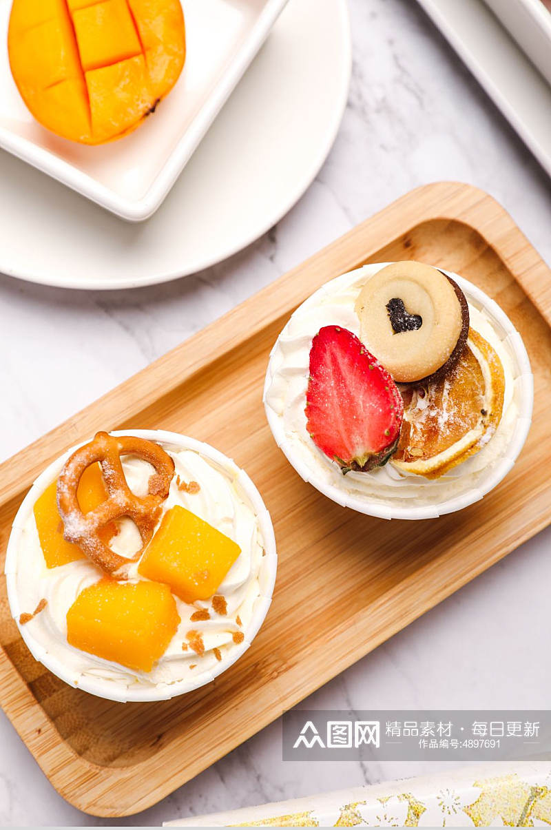 清新水果杯子蛋糕甜品美食摄影图片素材