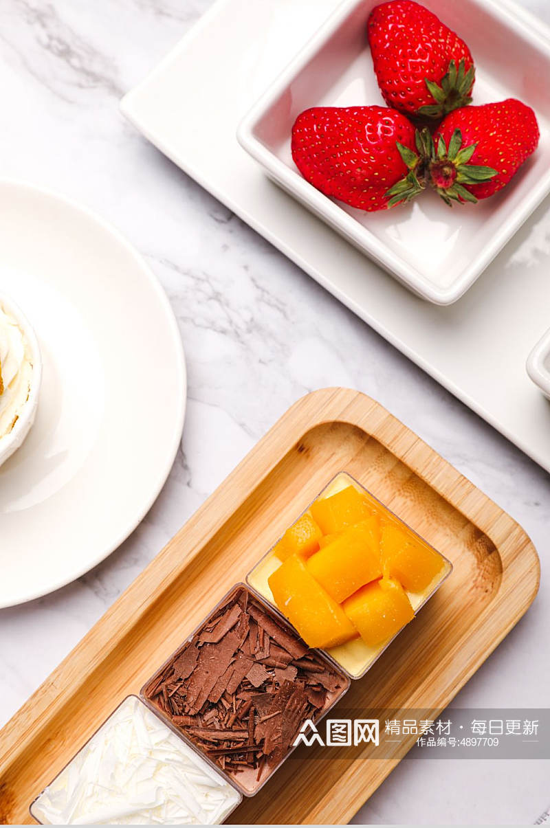 清新芒果巧克力酸奶蛋糕甜品美食摄影图片素材