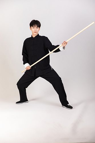 练棍中华传统武术练武男生人物摄影图片