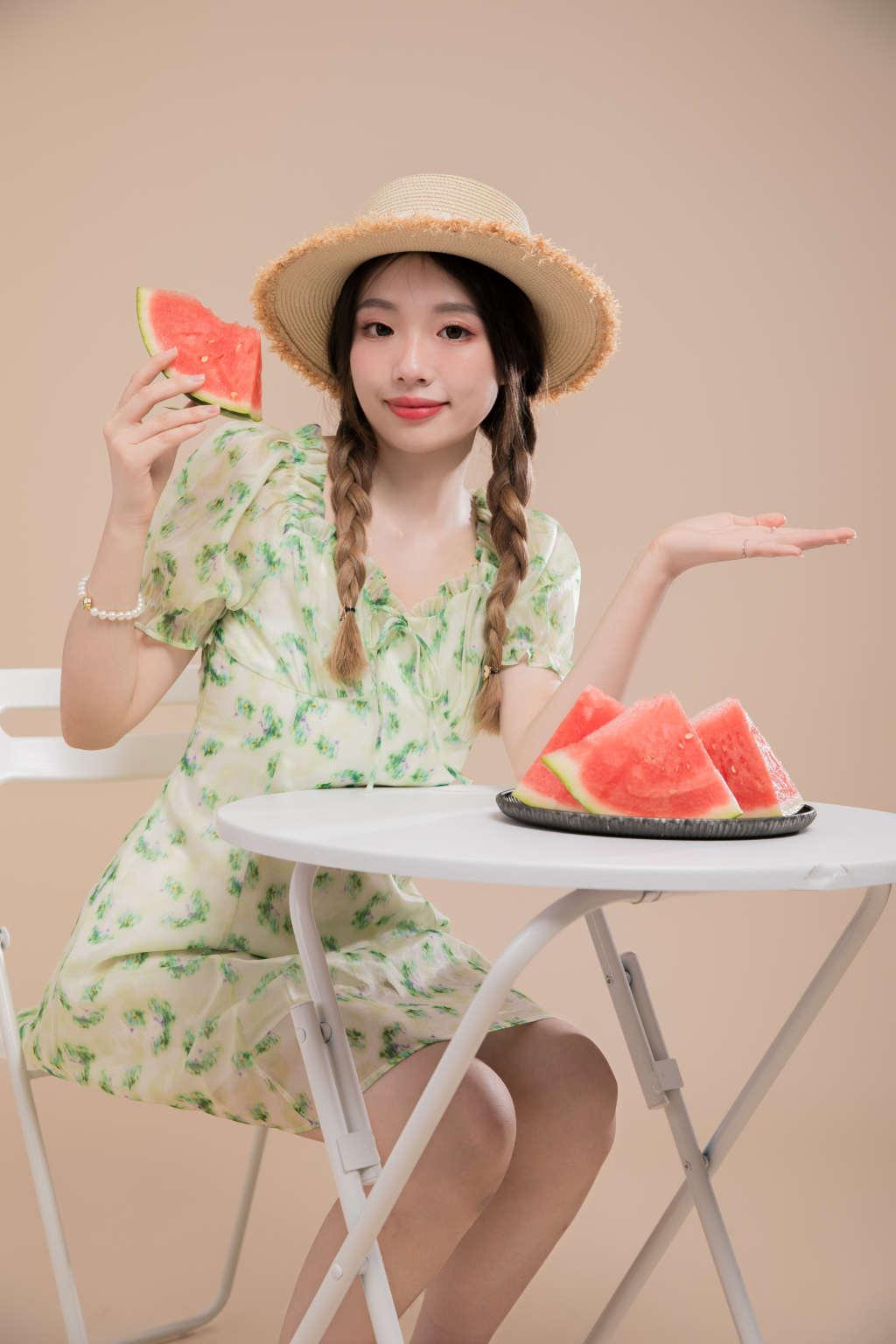 小清新夏季防晒连衣裙女生人物摄影图片素材