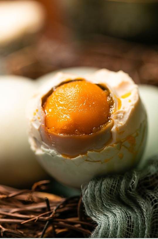 复古纱巾咸鸭蛋蛋黄美食食物摄影图片-众图网