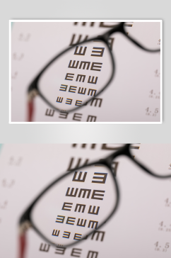黑红色边框眼镜预防近视眼镜配镜摄影图片